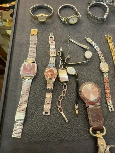 Vintage watch lot