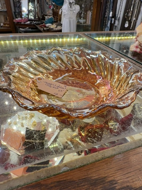 Ruffled candy dish 6.5”