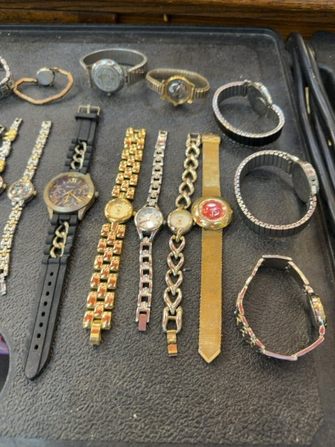 Vintage watch lot