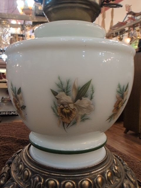 Floral gone with the wind Glass lamp