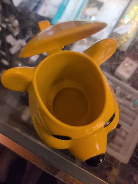 Winnie the Pooh Disney on ice cup holder