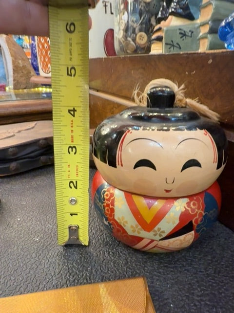Vtg Kokeshi Doll.