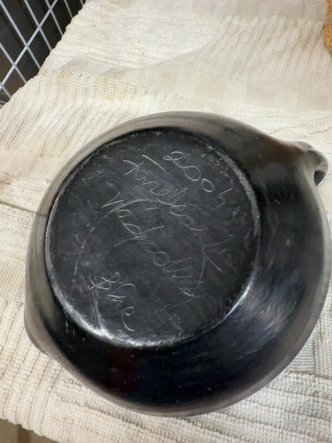 Vtg Mexican pottery. Signed