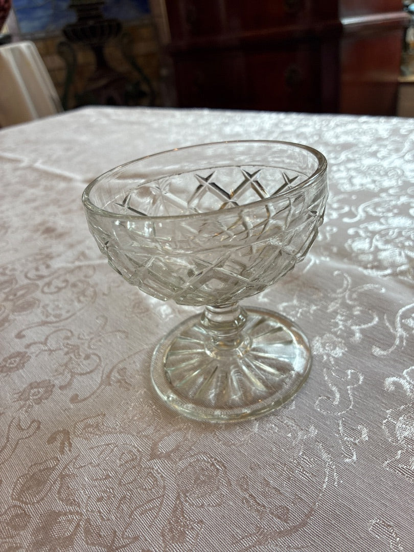 Sundae dish