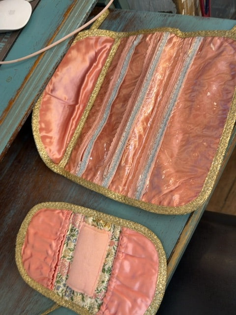 Vintage hanging jewelry bag