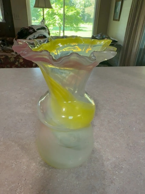 Hand blown swirl art glass vase