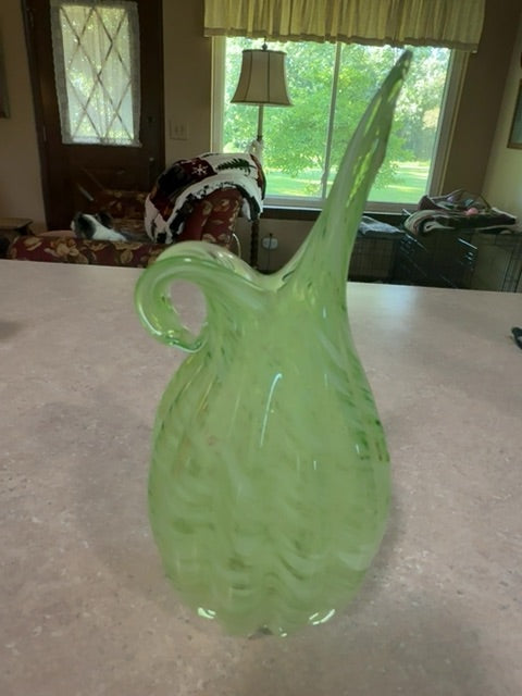 HB line green swirl vase/pitcher