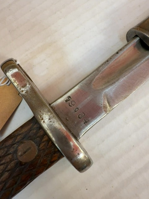 Spanish artillery M 1913 Barnett with scabbard