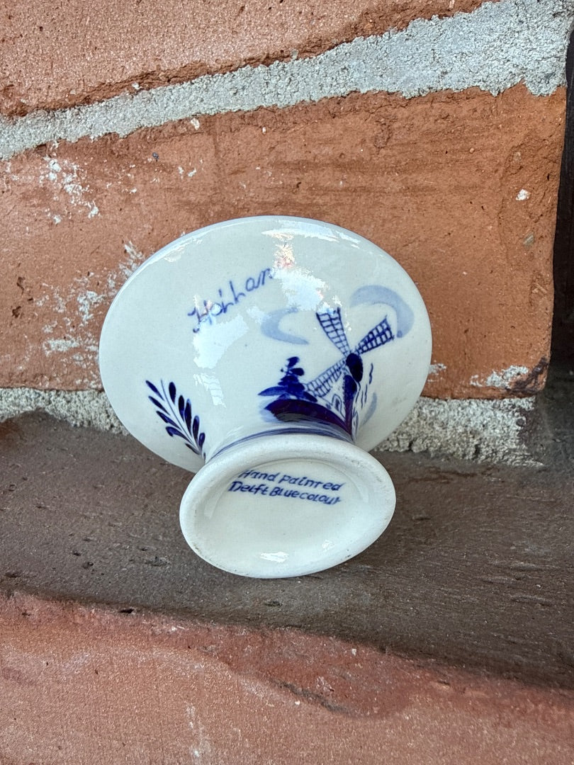 Delft blue basket