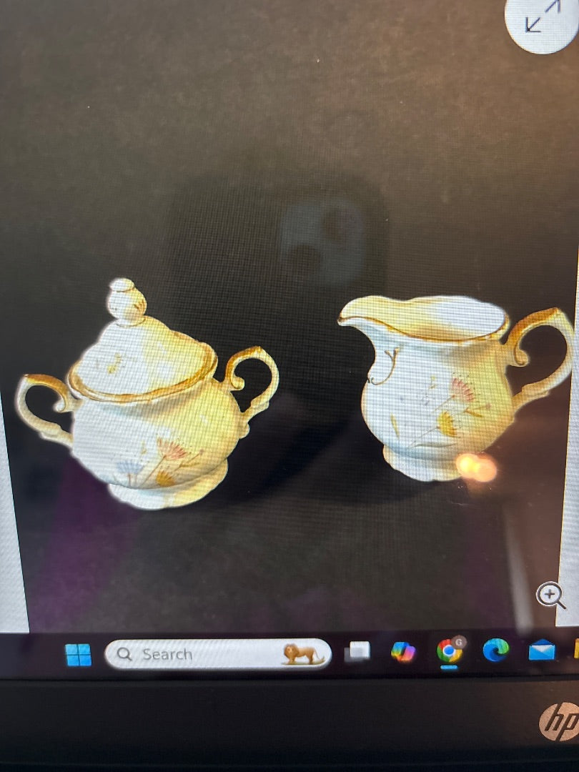 GSK - EBAY Floral Cream & Sugar Bowl Unbranded