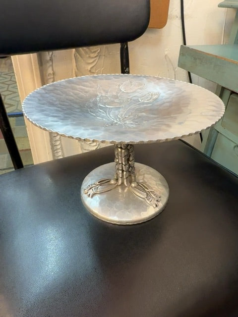 Hammered aluminum