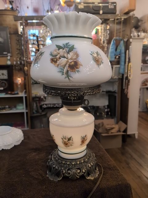 Floral gone with the wind Glass lamp