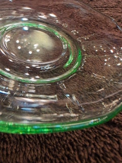 Small green plate