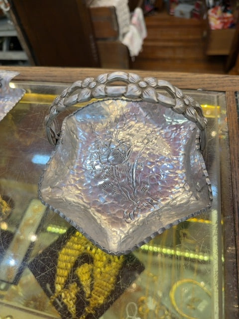 Hammered tray