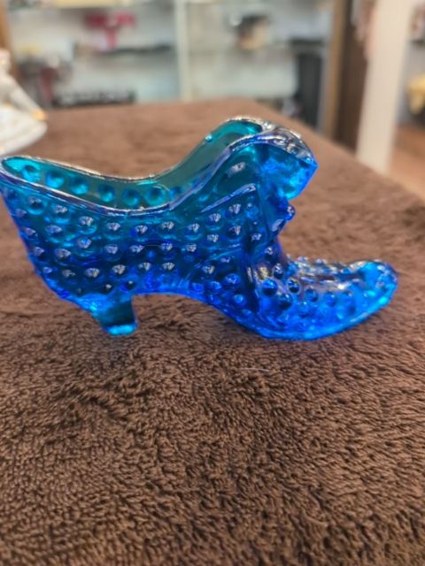 Fenton Cobalt boot with cat head